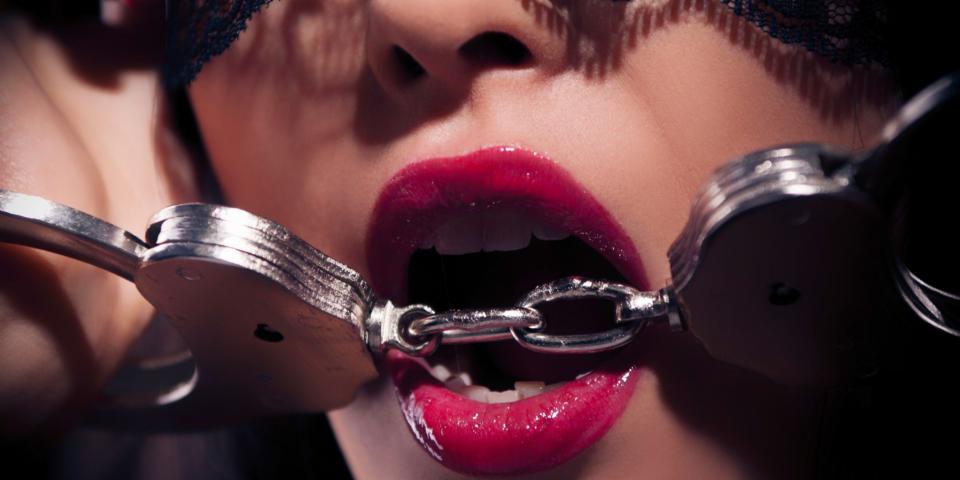 <abbr>BDSM</abbr>
